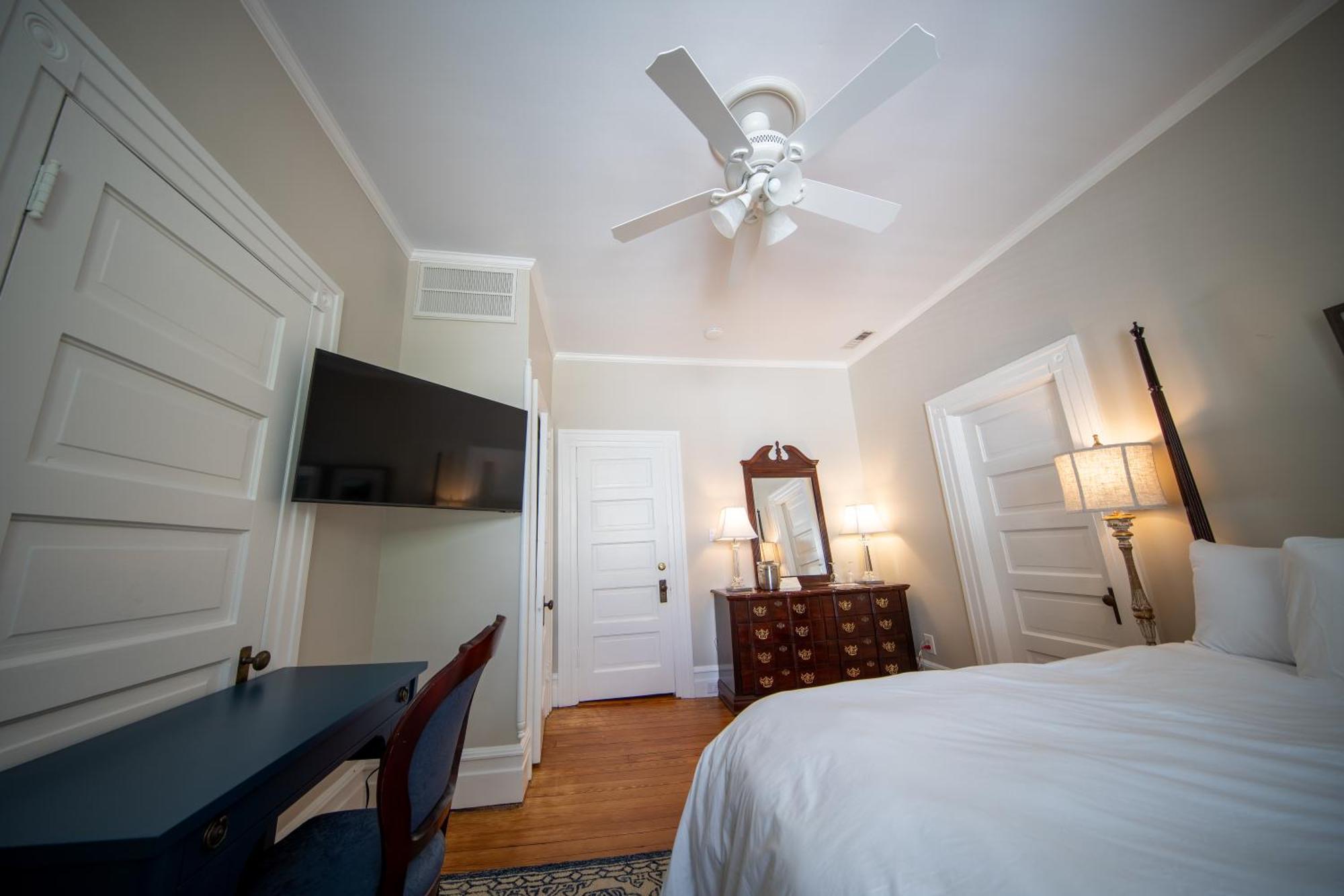 The Edenton Collection-Captain'S Quarters Inn Zimmer foto
